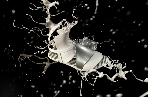 Photograph Mario Coelho Splash on One Eyeland